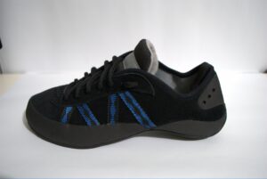 ASIMETRICO GELADA T/24½ AGUJETA ZAPATO P/ROCA